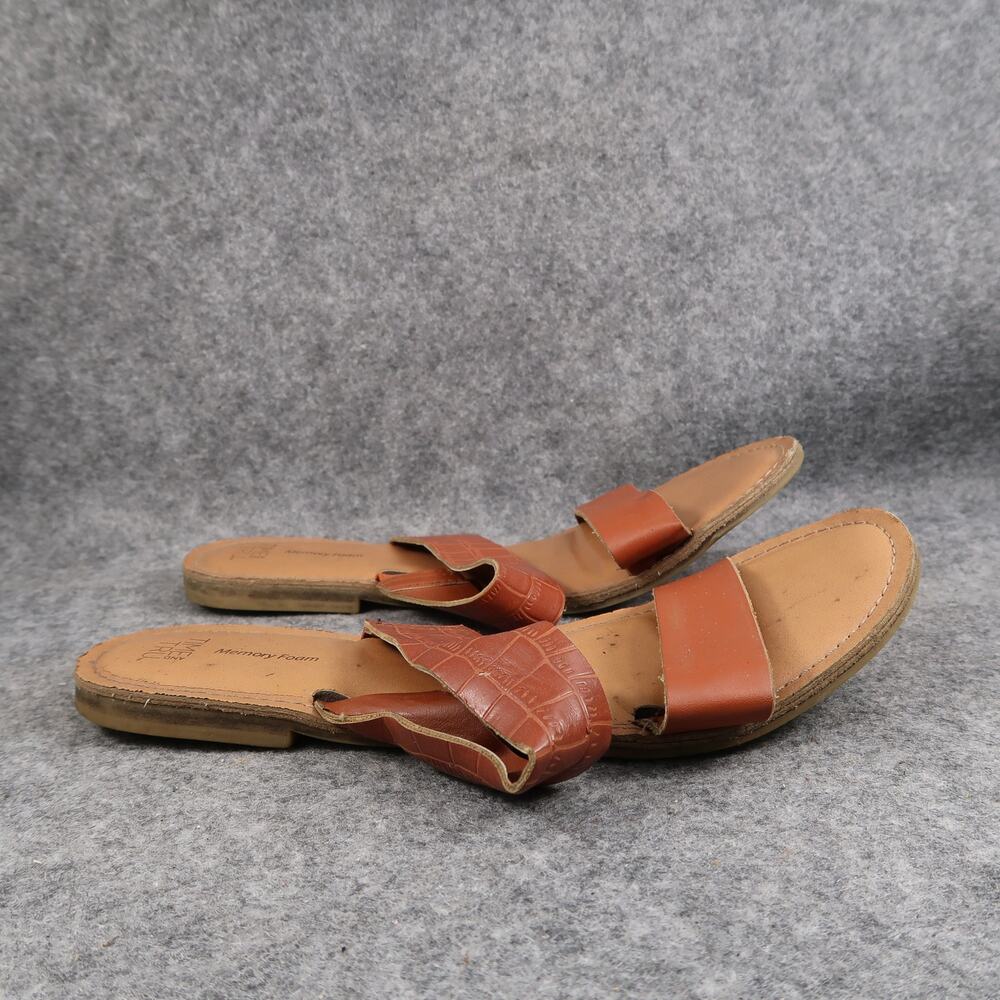 Time and Tru Shoes Womens 8 Sandals Slide Slip On Double Strap Casual Flat Brown